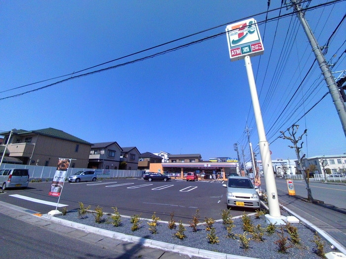セブンイレブン(コンビニ)まで322m ｃｏｍｆｏｒｔ稲荷