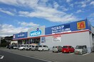 ウェルシア上野原店(ドラッグストア)まで3900m 佐野川店舗・事務所