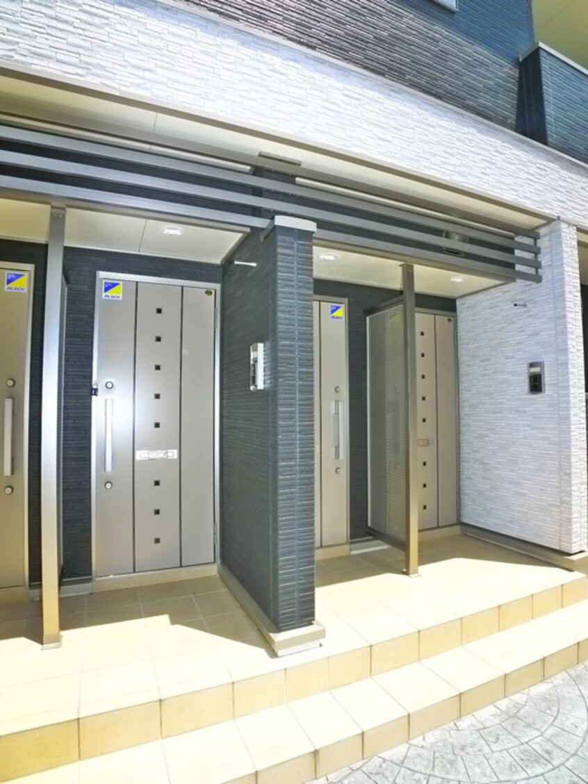 エントランス部分 フルール・ド・コリーヌ