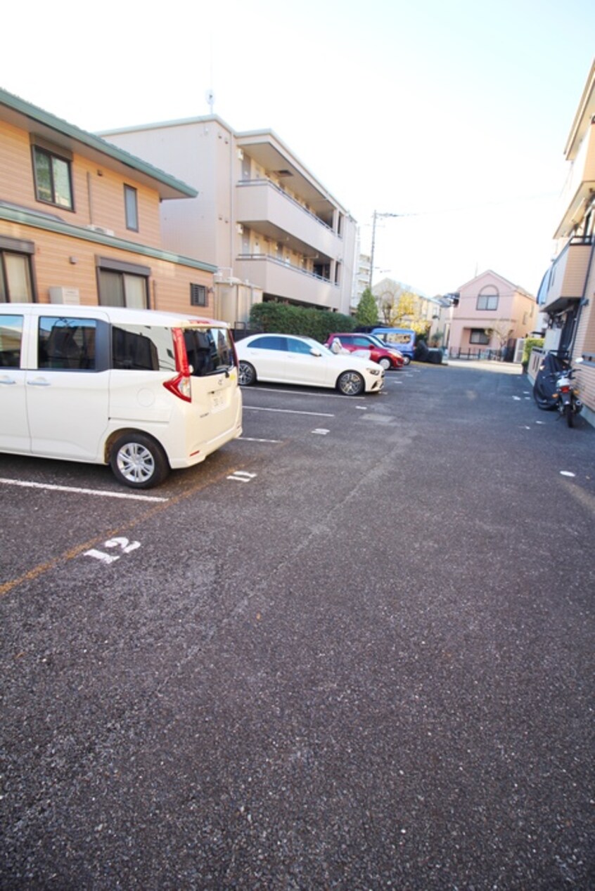 駐車場 メゾン・オランジュ