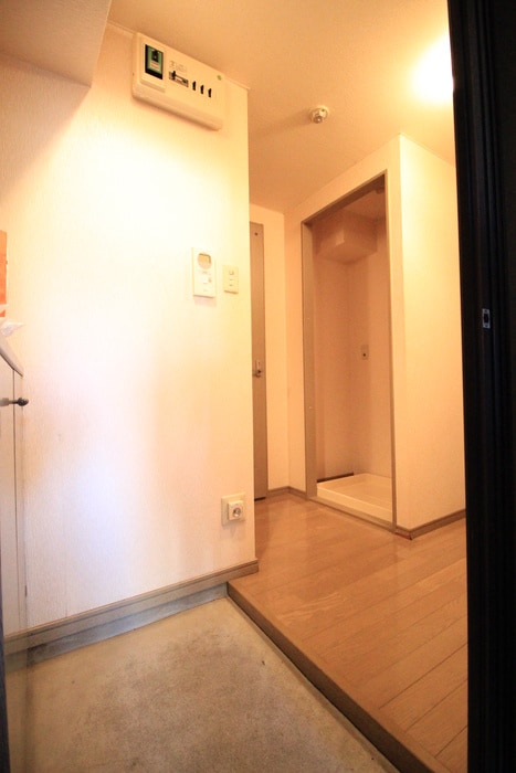 玄関 リ－ヴェＳＫ