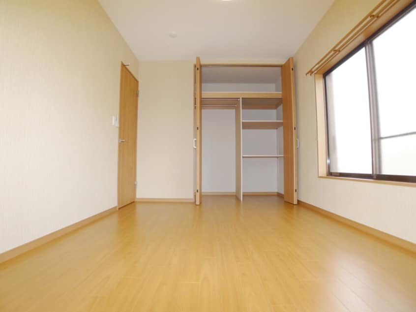 居室 ハイツ杉