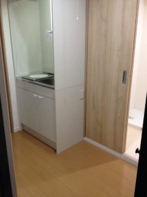 玄関 レルム東駒形