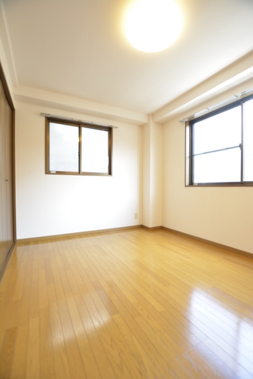 居室 レルム東駒形