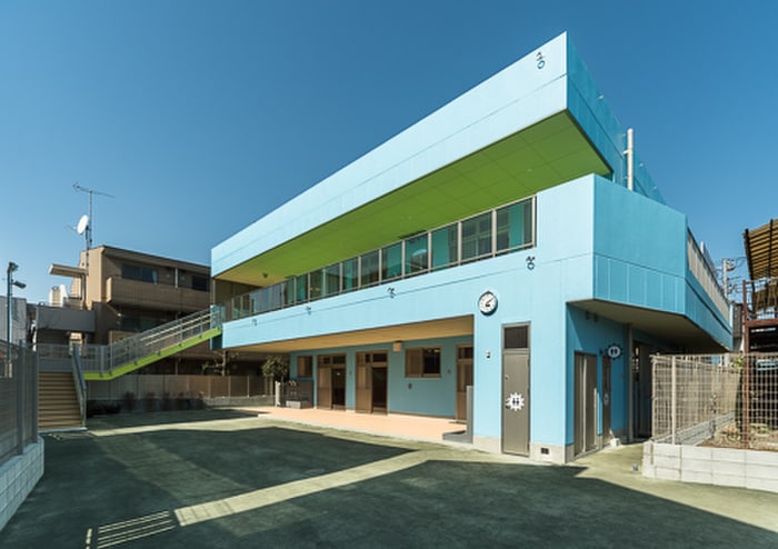 すこやか諏訪保育園(幼稚園/保育園)まで334m 北見小路東棟