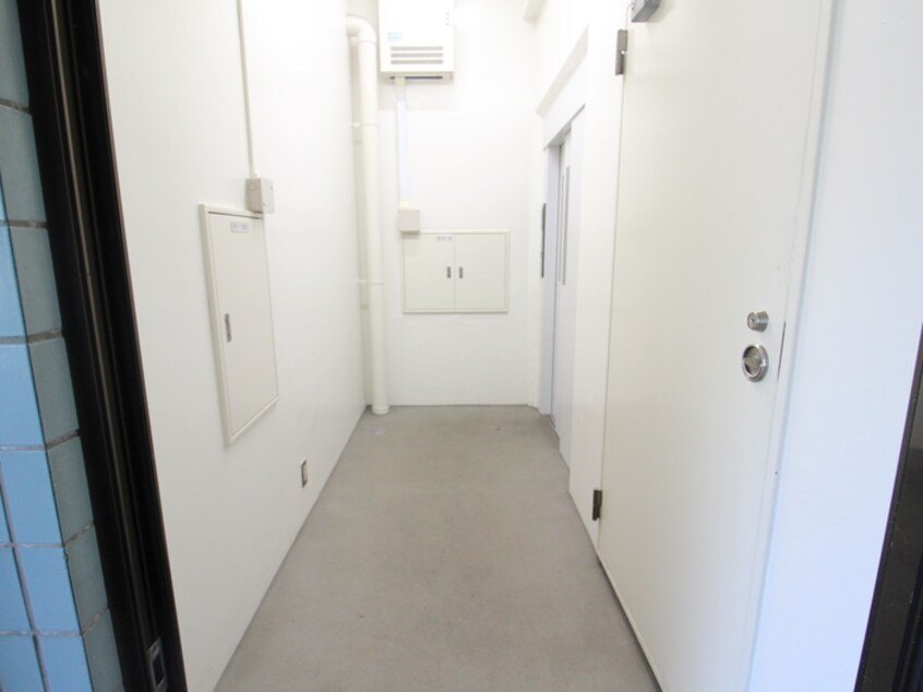 エントランス部分 プレステ－ジ市ヶ尾