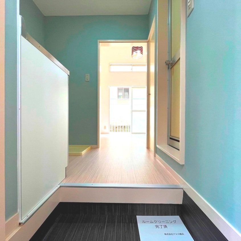 玄関 パレス西寺尾