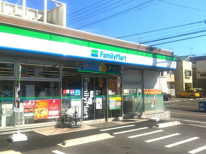 ファミリーマート西寺尾二丁目店(コンビニ)まで45m Ｋｏｌｅｔ大口＃１０