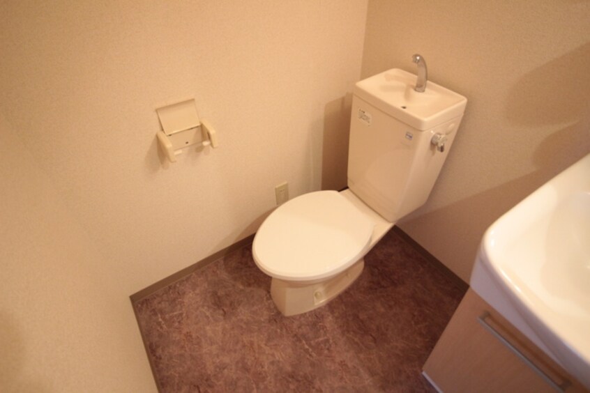 トイレ フォルトゥ－ナ