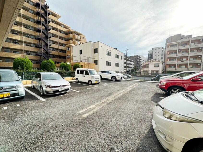 駐車場 テディマンション