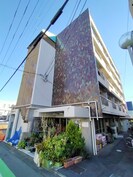 岸町八番館の外観