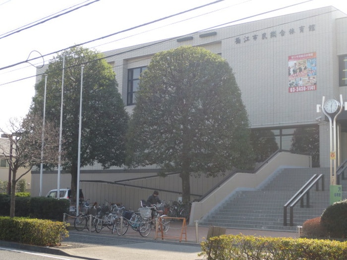 市民体育館(公園)まで750m リブレーヌ　ドゥ