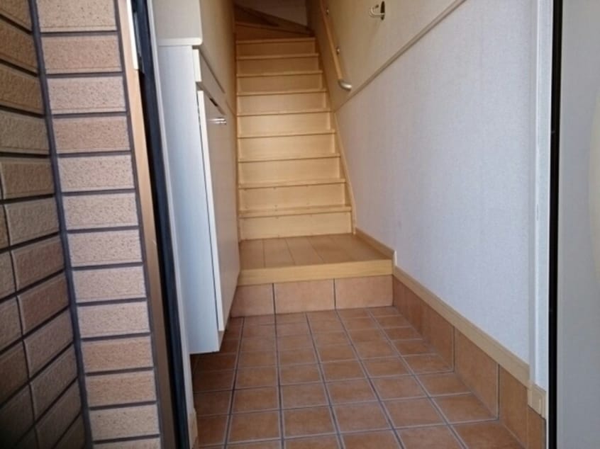 玄関 エヴァーグリーンＢ