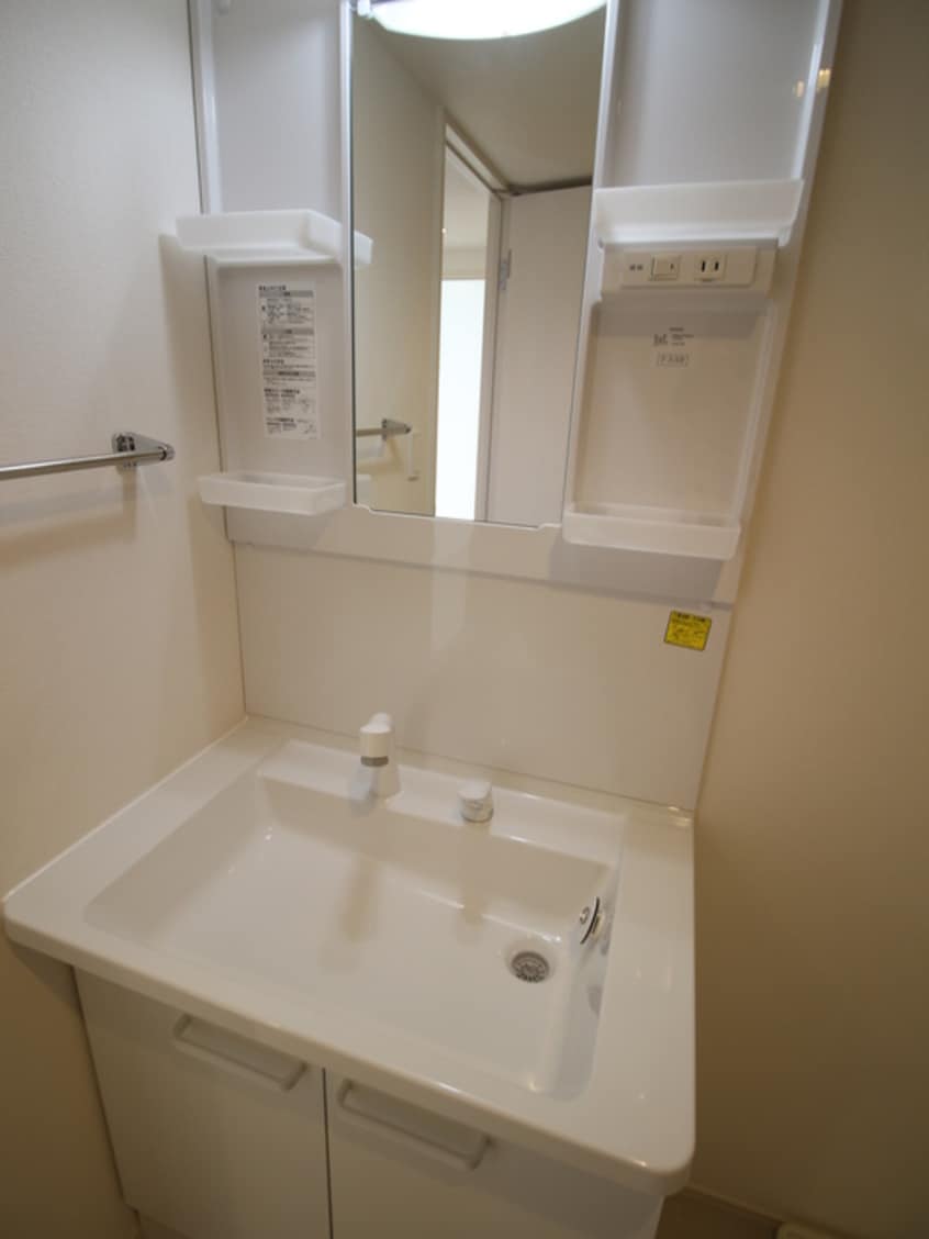 洗面 リブリ・EDEN　足立