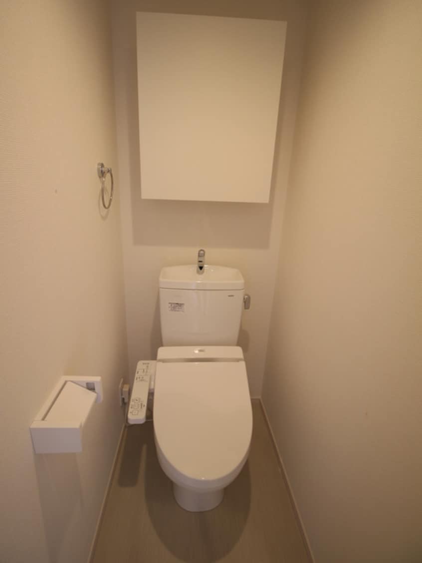 トイレ リブリ・EDEN　足立