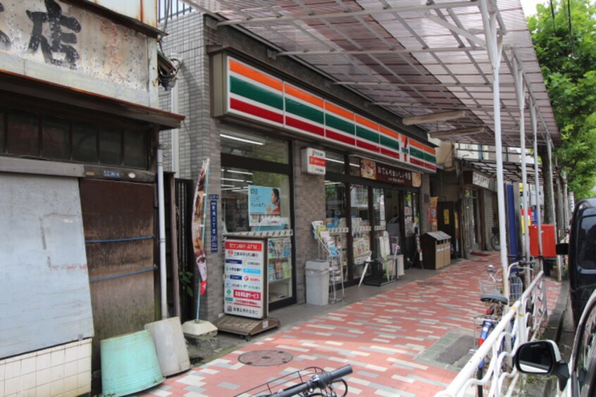 セブンイレブン牡丹3丁目店(コンビニ)まで350m Ｌｏｇ門前仲町（204）