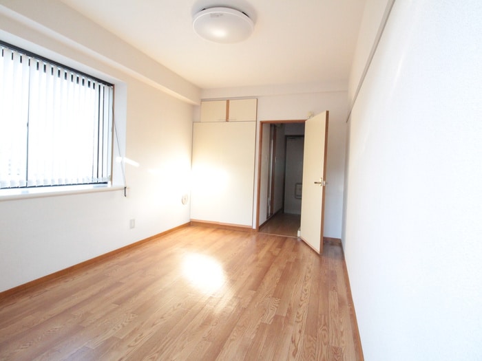 居室 グロ－ジェン代沢