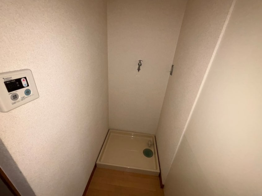 洗濯機置場 グロ－ジェン代沢