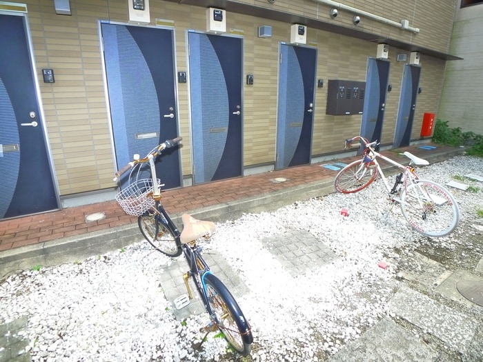 駐輪場 リバーサイド北千住