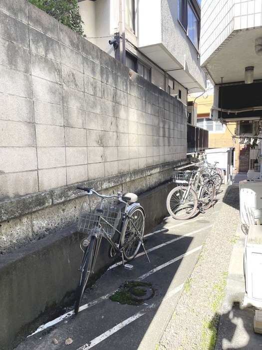 駐輪場 サンパレス馬事公苑（104）