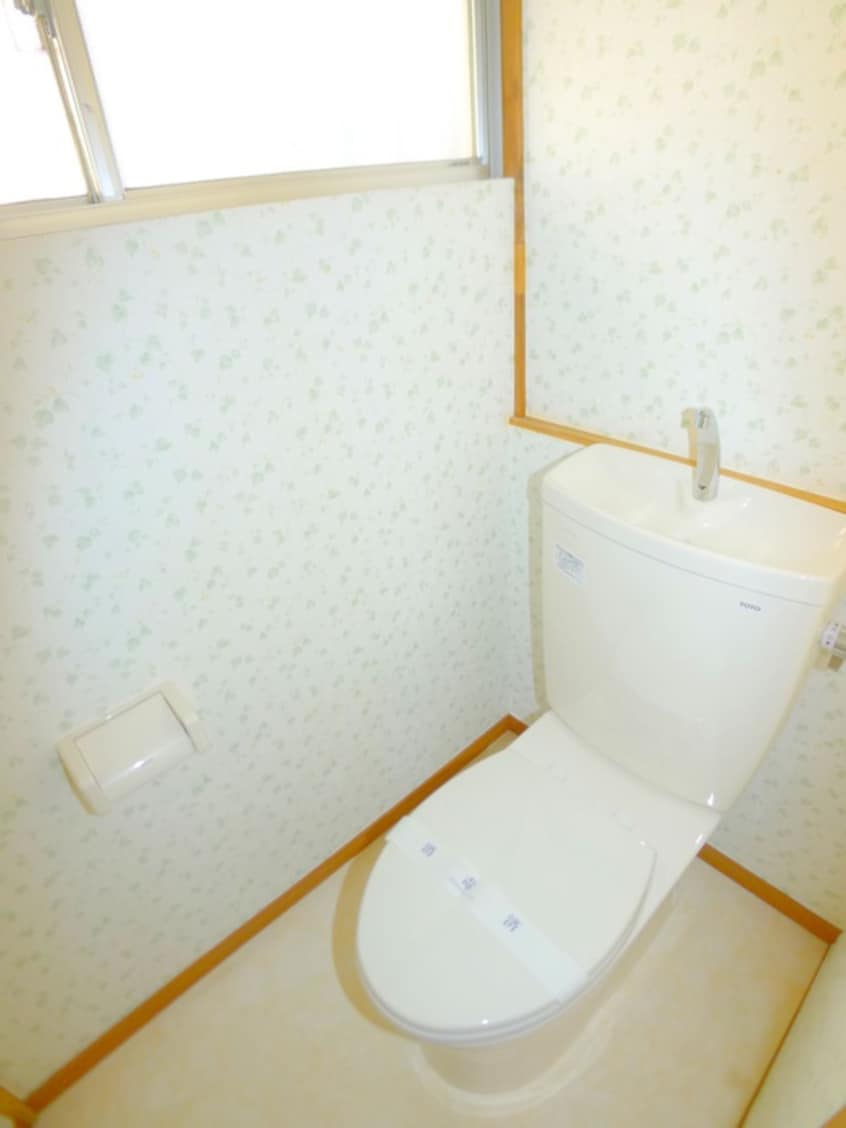 トイレ コーポ中台