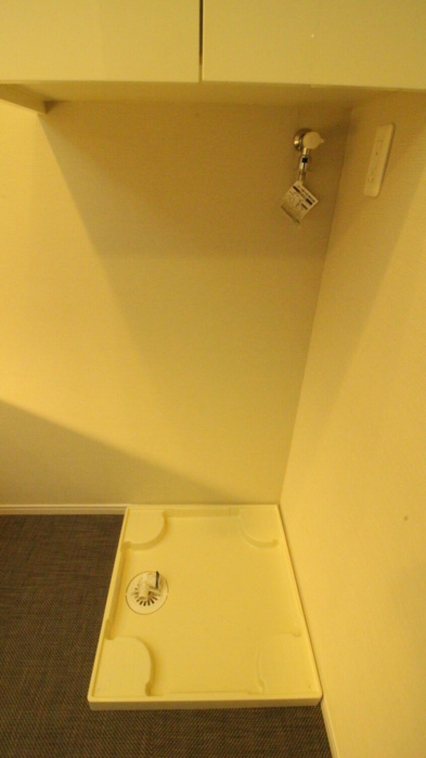 洗濯機置場 レジディア御殿山