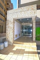 エントランス部分 スプリングライト