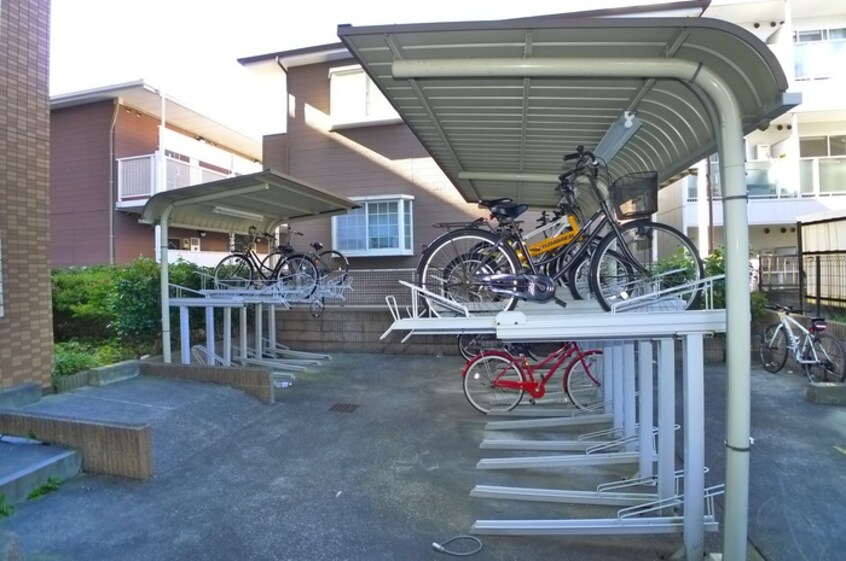 駐輪場 スプリングライト