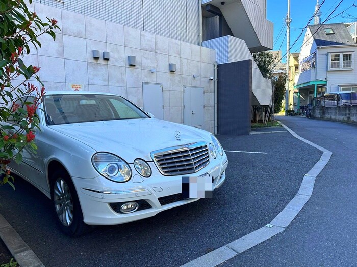 駐車場 ｼﾞｪﾉｳﾞｨｱ墨田文花ｽｶｲｶﾞｰﾃﾞﾝ