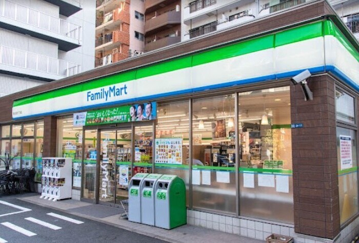 ファミリーマート　西五反田六丁目店(コンビニ)まで66m 五反田ﾀﾞｲﾔﾓﾝﾄﾞﾏﾝｼｮﾝ（808）