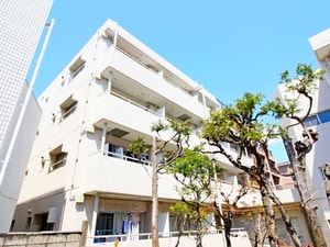 三栄ハイツ