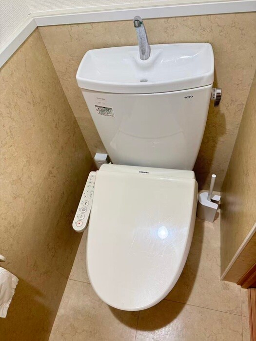 トイレ 第ニ高見ビルマンション