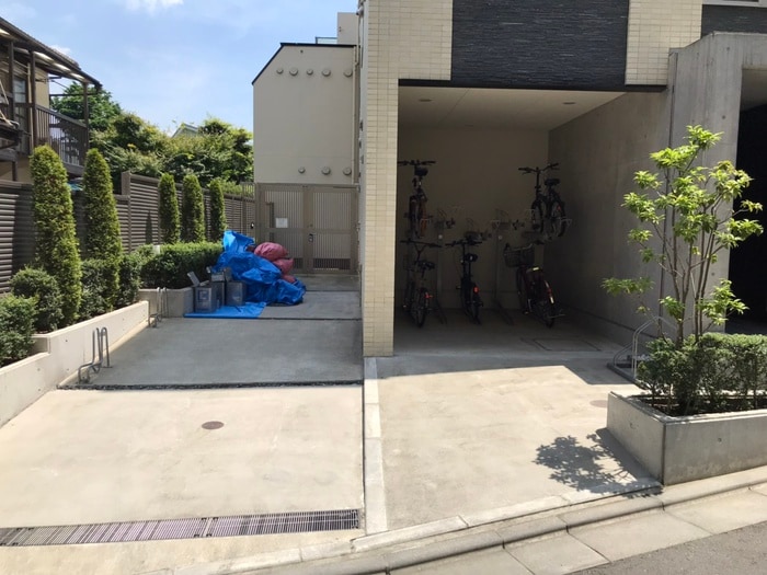 駐輪場 コスモリード東高円寺テラス
