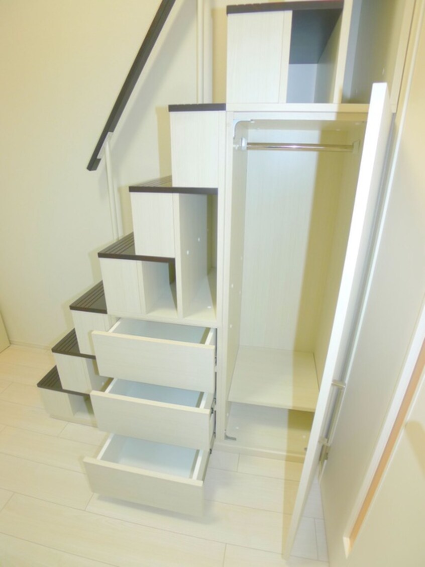 収納 グラシア金町