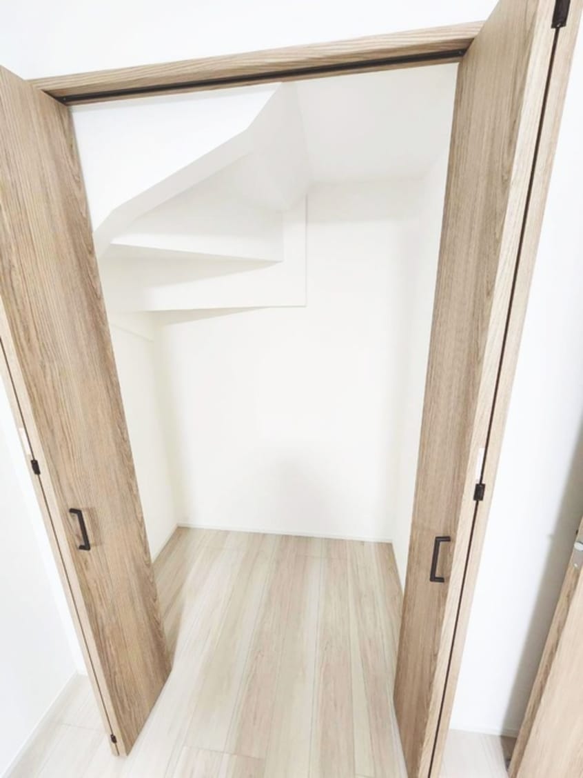 収納 柏町一丁目戸建て