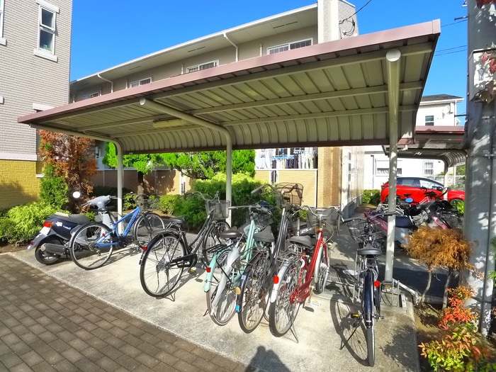 駐輪場 誉蔵壱番館