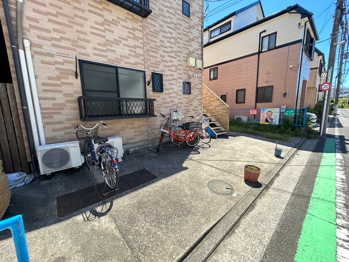 駐輪場 シャルマンＡ
