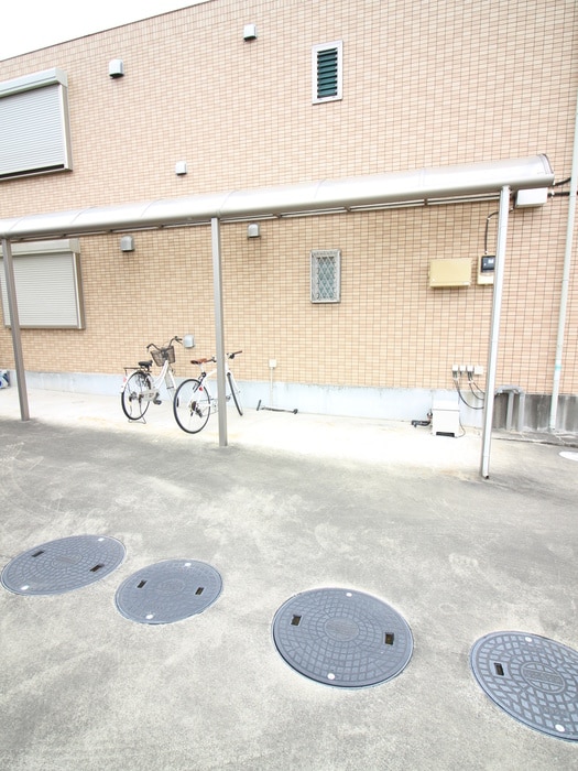 駐輪場 ルミエール平田