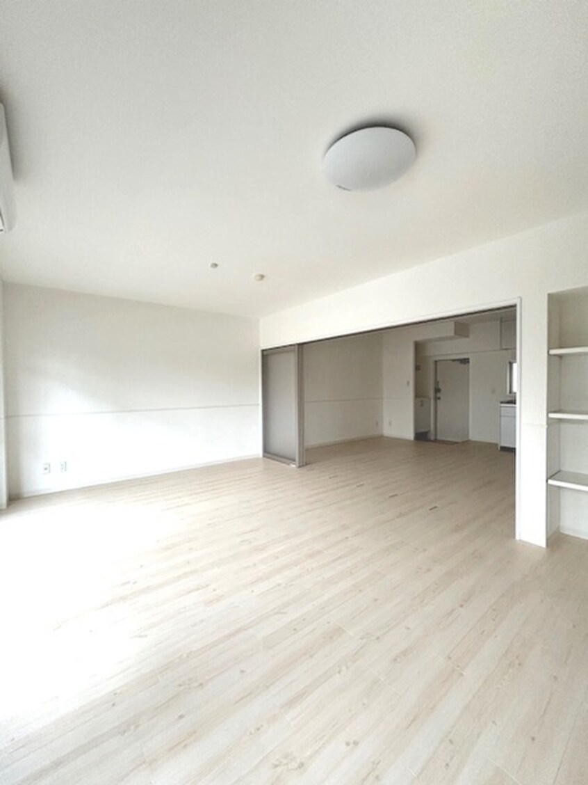 居室 コ－ワハイツ