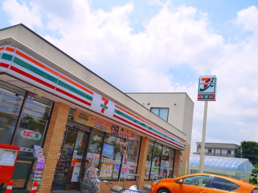 セブンイレブン 国領店(コンビニ)まで322m フレンドリーコート