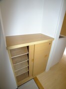 靴箱 稲毛ホワイトハウス