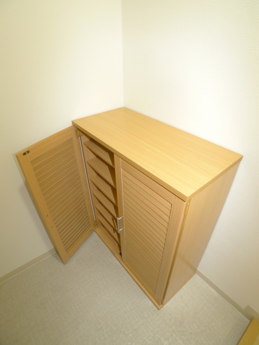 靴箱 稲毛ホワイトハウス