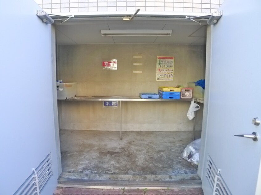 建物設備 パインホームズ