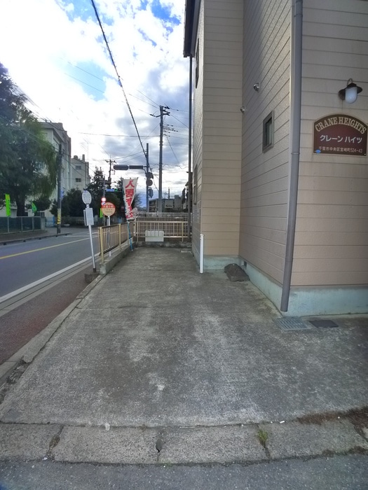 駐車場 クレーンハイツ