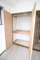 収納 ハウゼ・イイダ