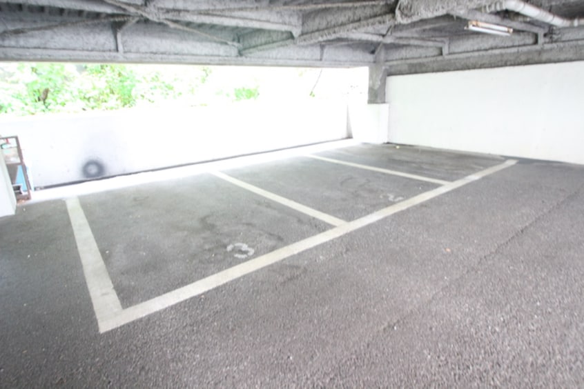 駐車場 ハウゼ・イイダ