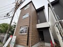 建築中