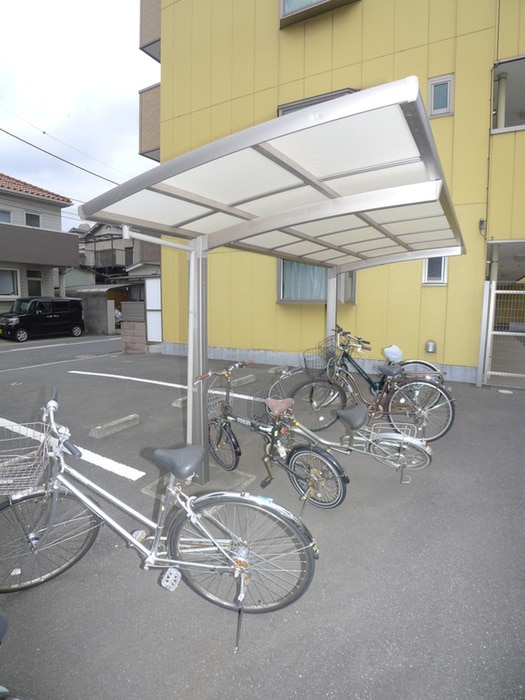 駐輪場 ヘルデンフィールズⅡ