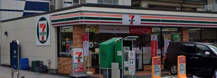 セブンイレブン 原町田大通り店(コンビニ)まで81m レゾンスコ－エイ