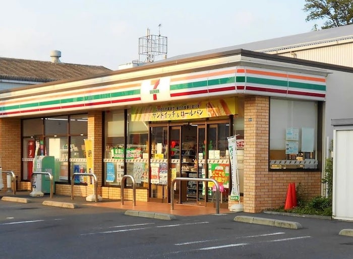 セブンイレブン(コンビニ)まで230m ＦＫビル駒岡